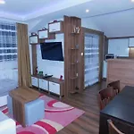 Vihren Boutique *